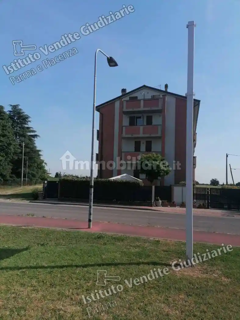 Appartamento in vendita a Montechiarugolo