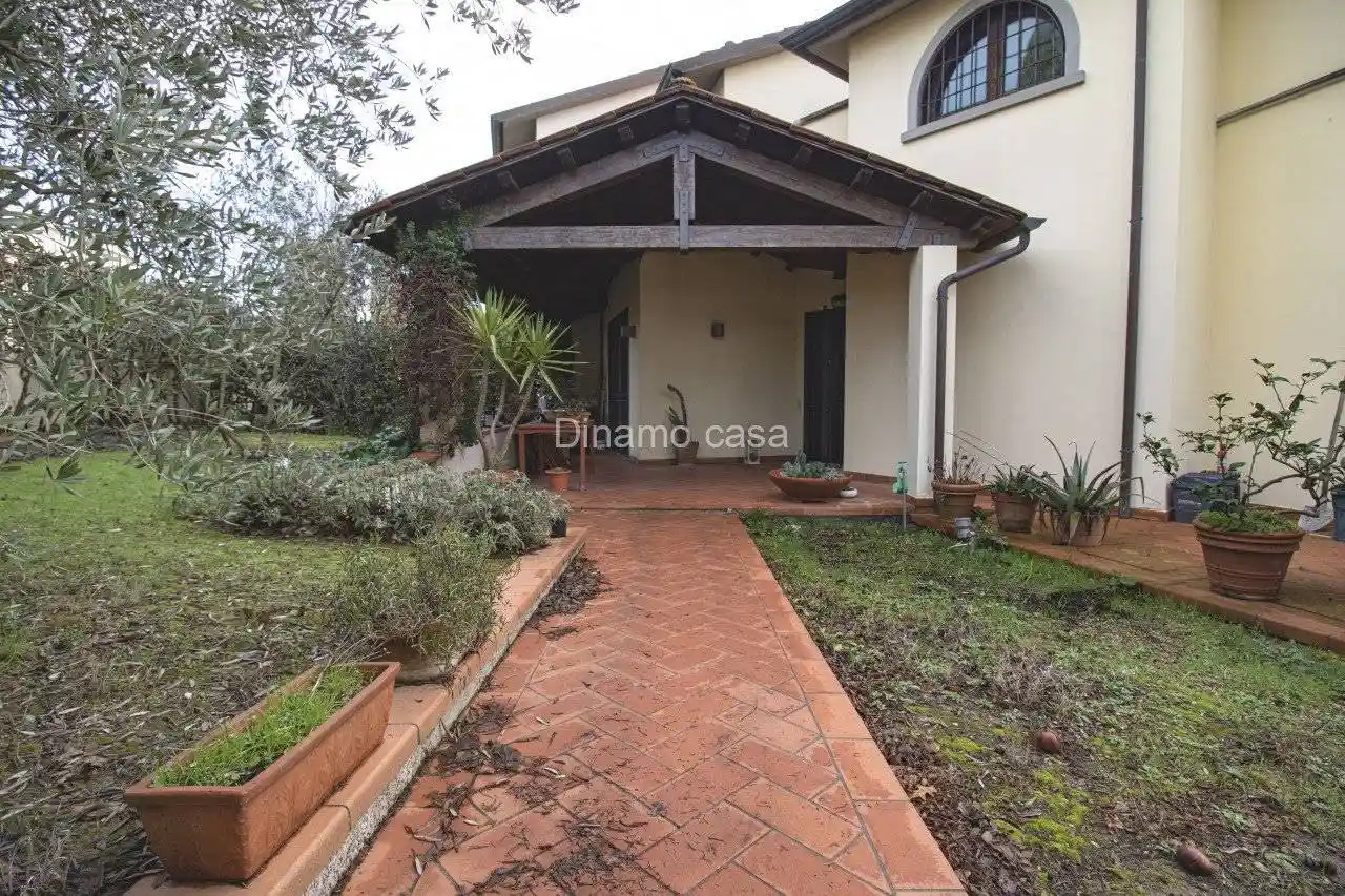 Villa in vendita a Poggio a Caiano