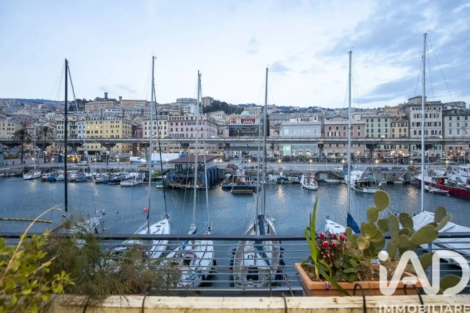 Appartamento in vendita a Genova