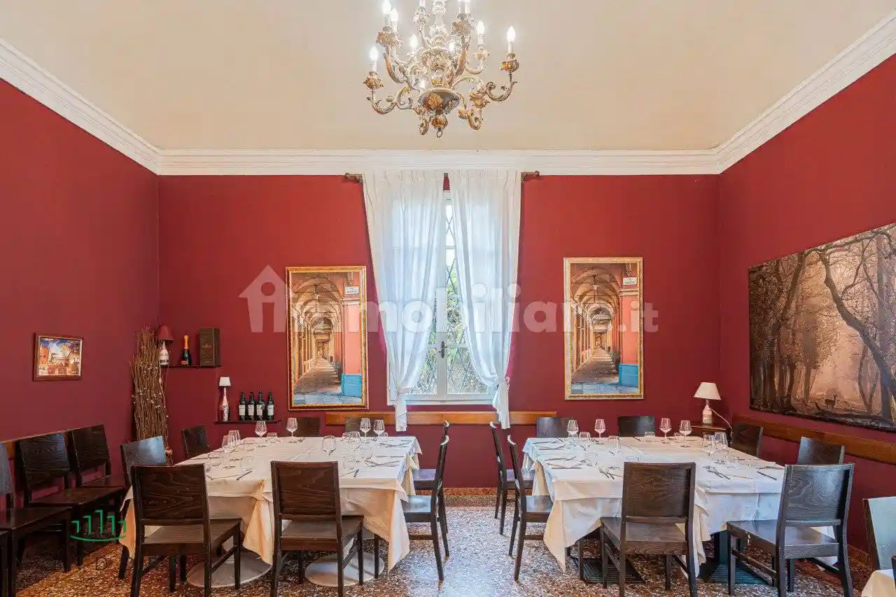 Villa in vendita a Bologna