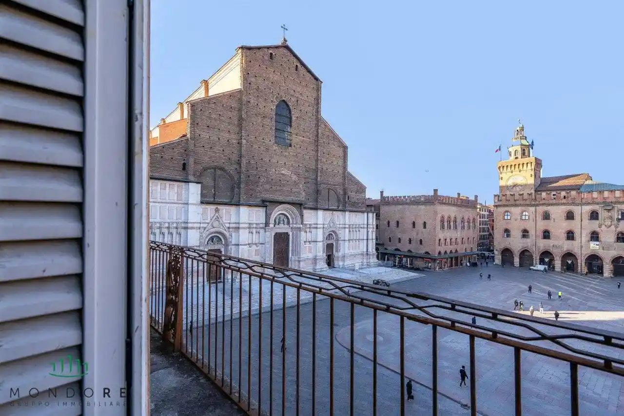 Appartamento in vendita a Bologna