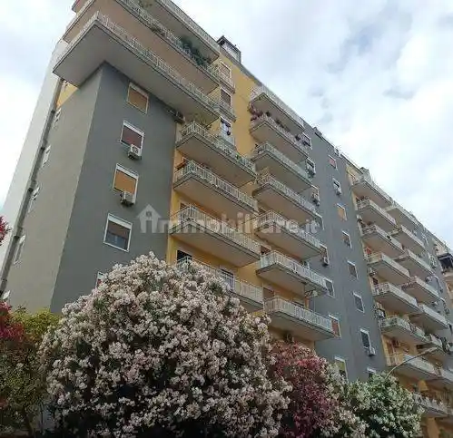 Appartamento in vendita a Palermo