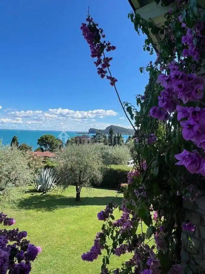 Villa in affitto a San Felice del Benaco