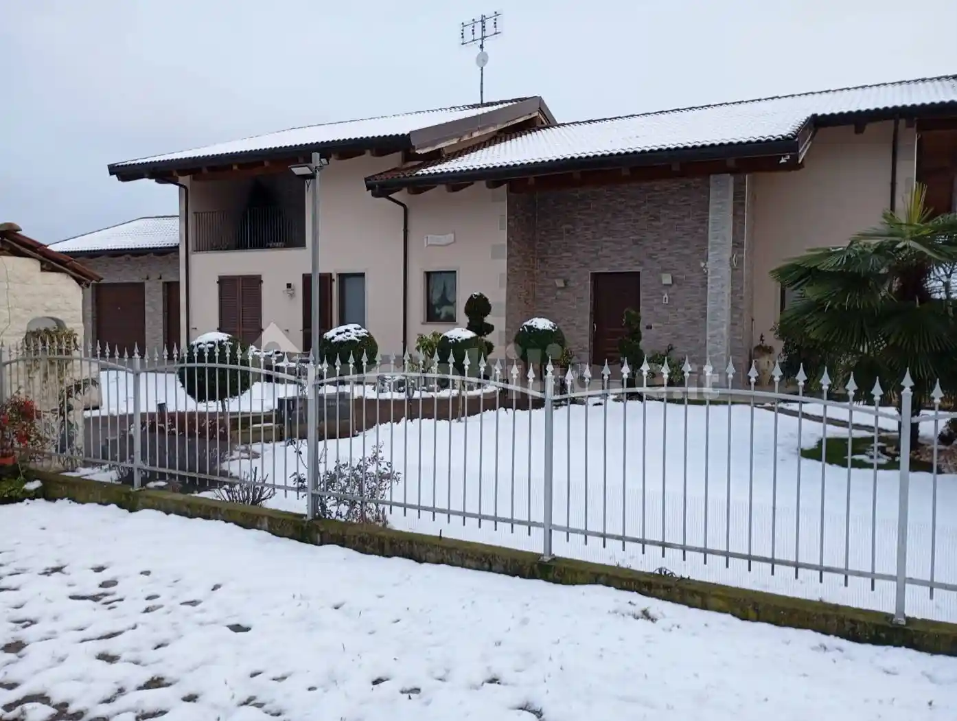 Villa in vendita a Busca