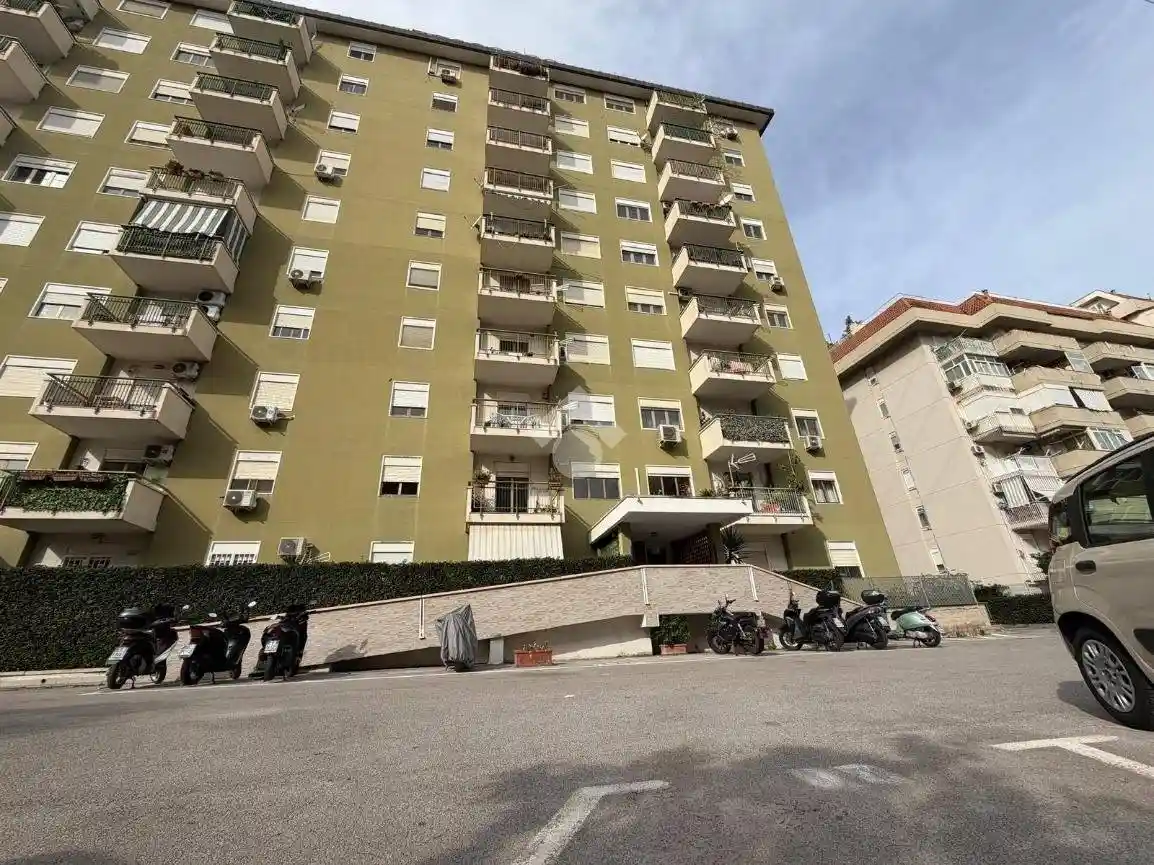 Appartamento in vendita a Palermo