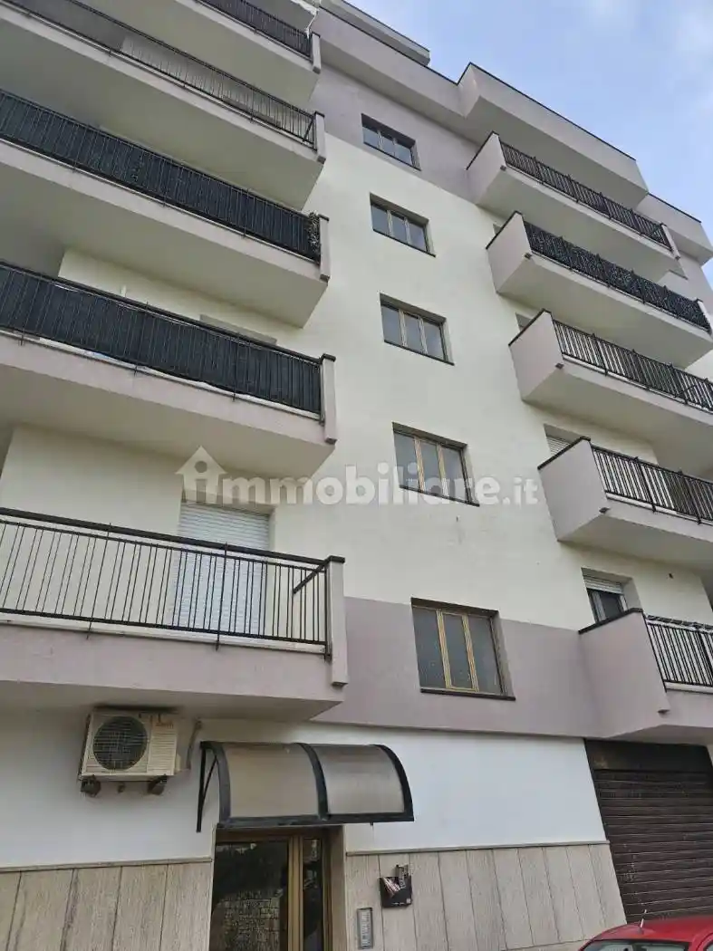 Appartamento in vendita a Turi