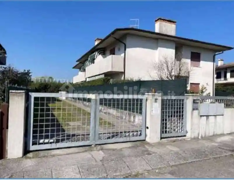 Appartamento in vendita a Romano d'Ezzelino