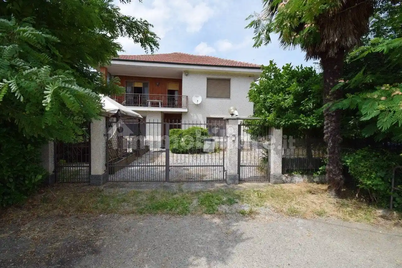 Casa indipendente in vendita a Scalenghe