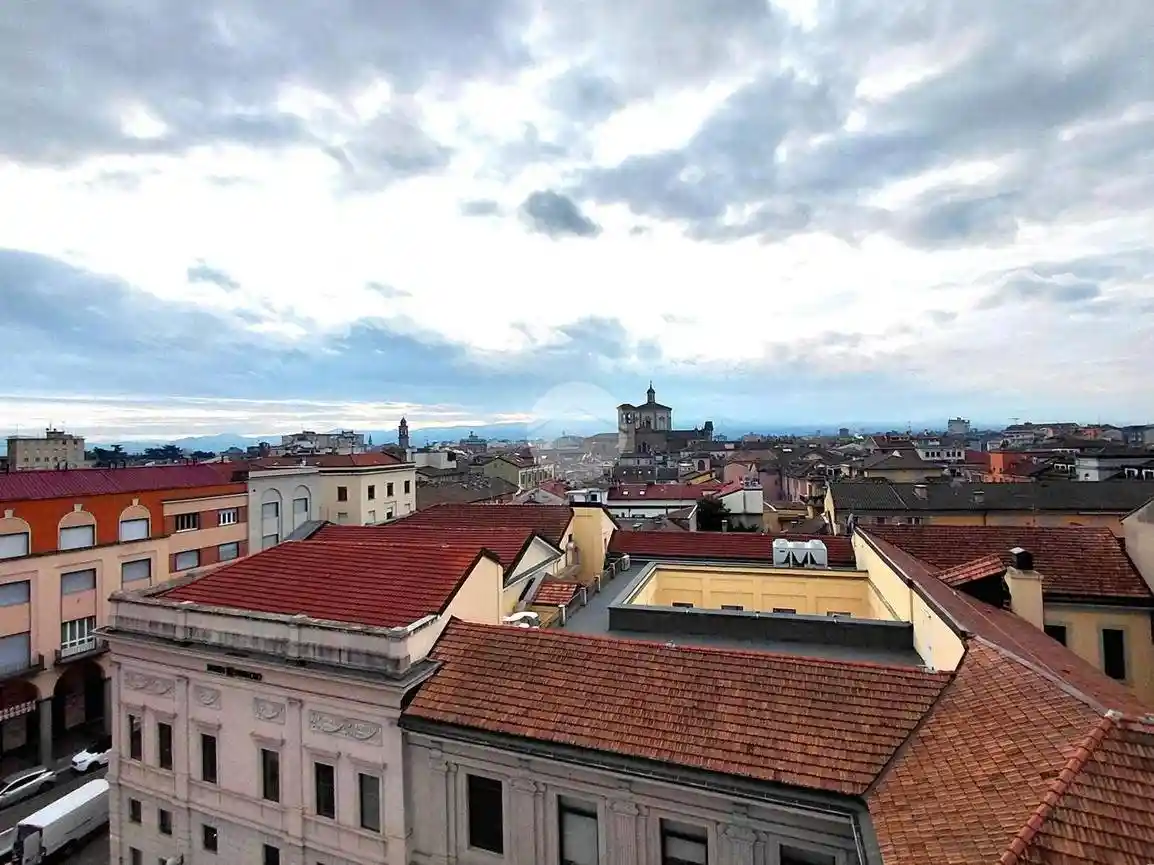 Appartamento in affitto a Voghera