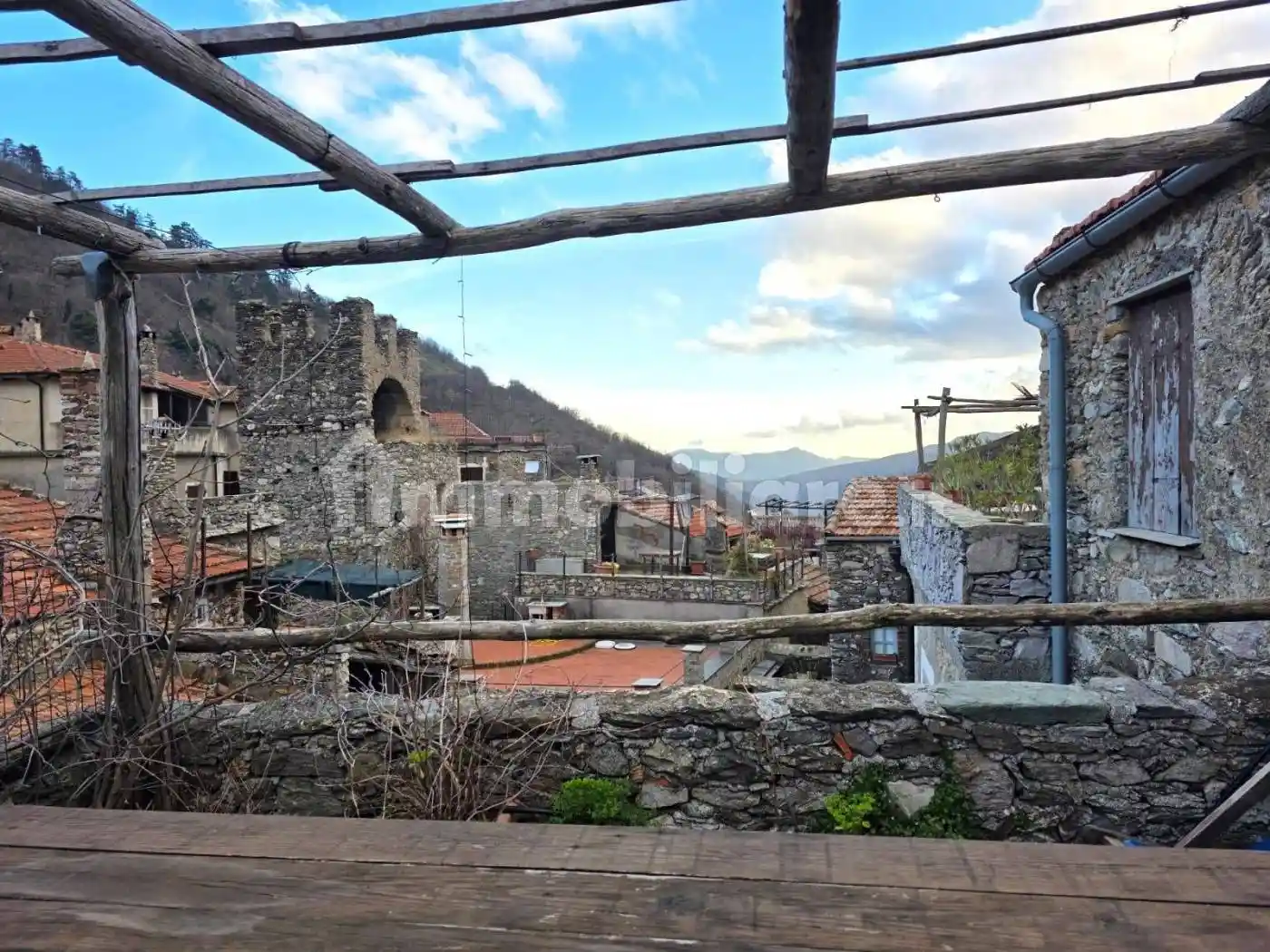 Rustico - Casale in vendita a Castelvecchio di Rocca Barbena