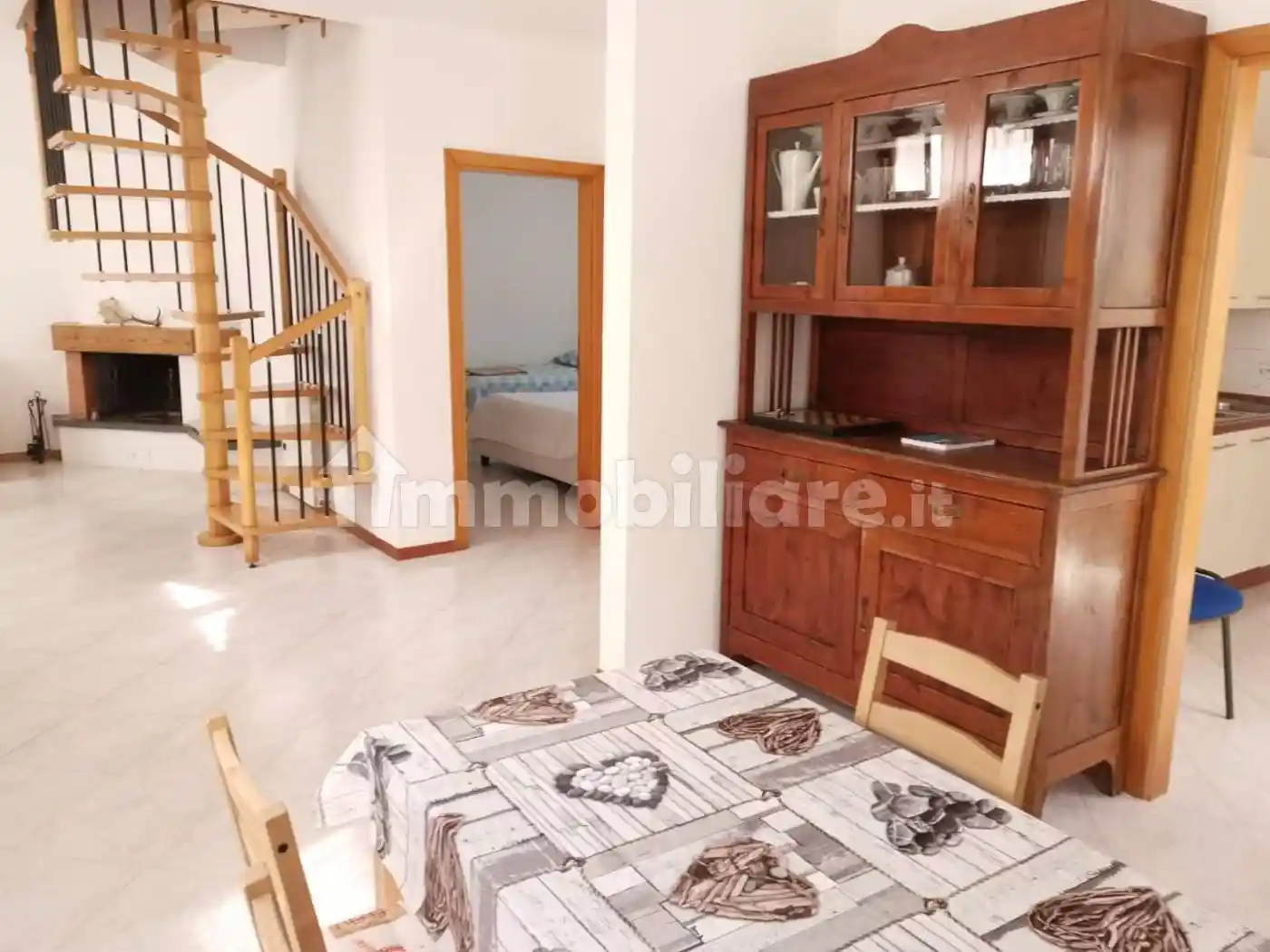 Villa in vendita a Cascina