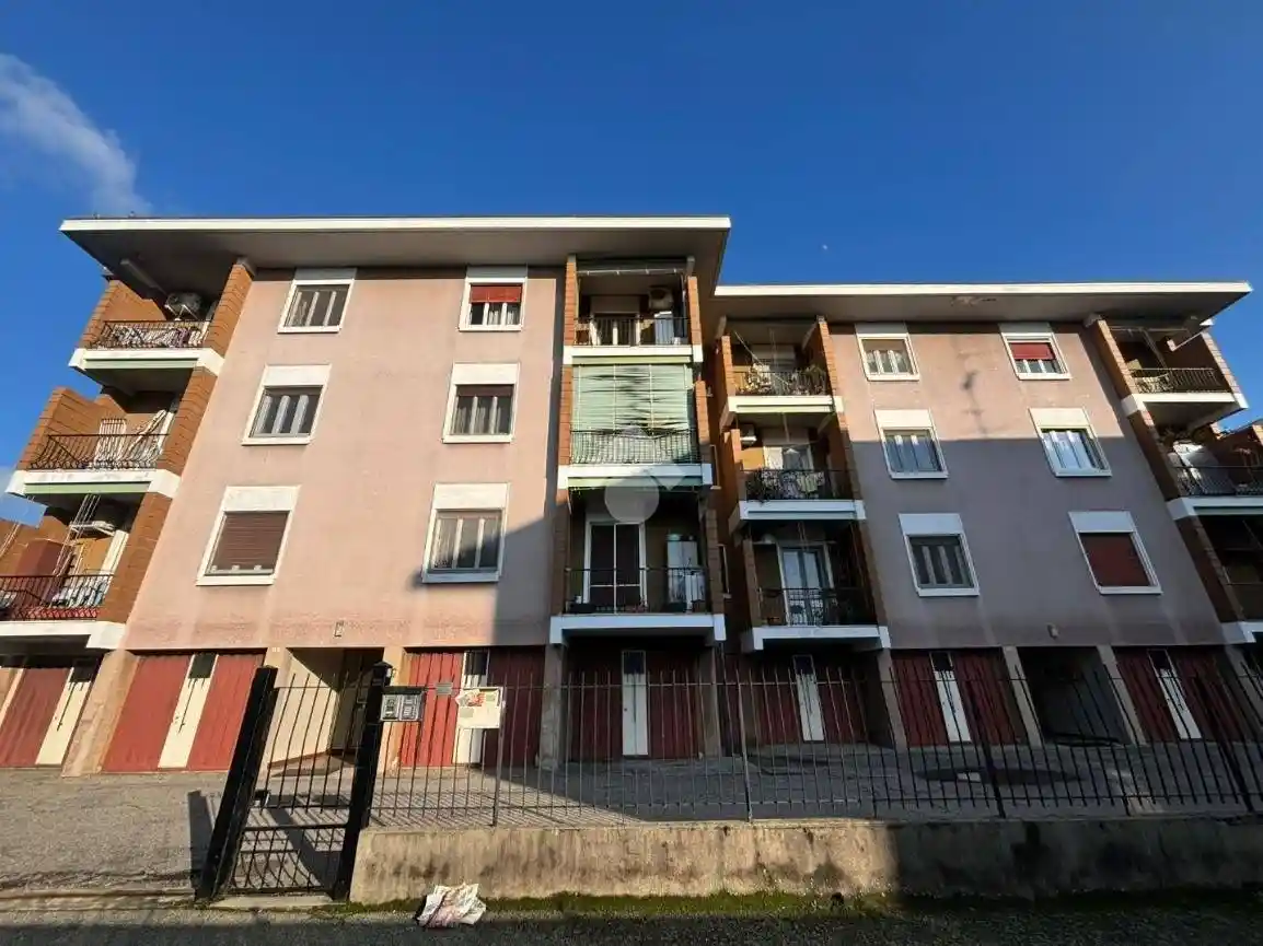 Appartamento in vendita a Novara