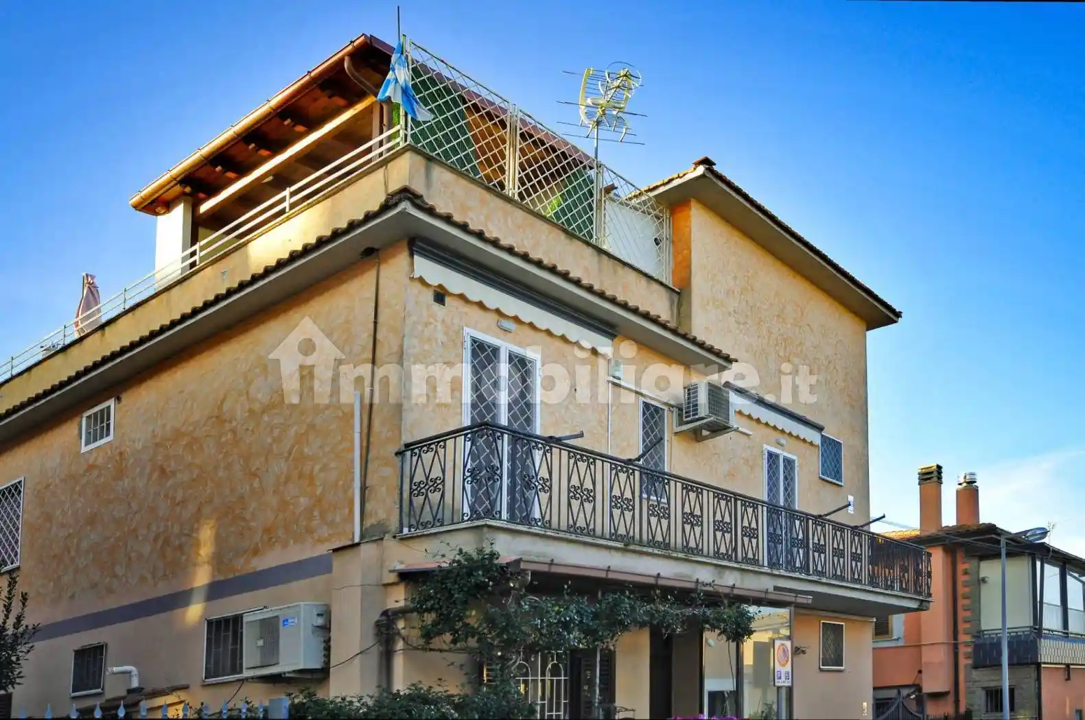 Casa indipendente in vendita a Castel Gandolfo