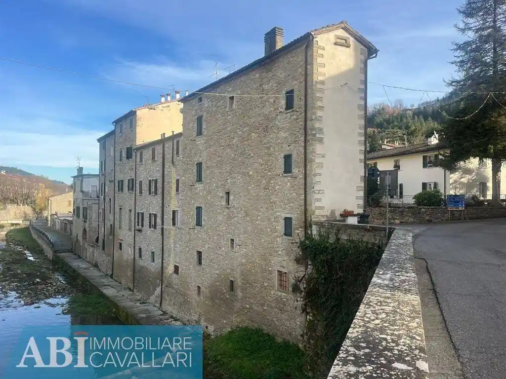 Casa indipendente in vendita a Tredozio