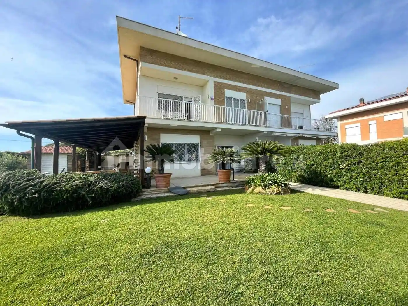 Villa in affitto a Fiumicino