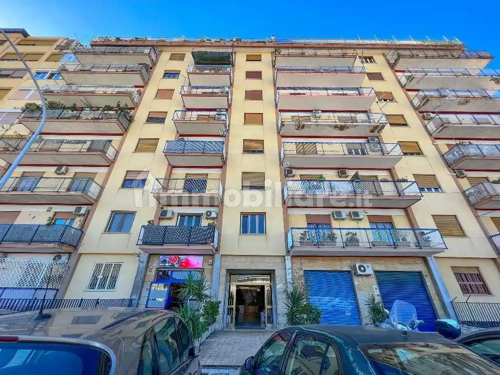 Appartamento in vendita a Palermo