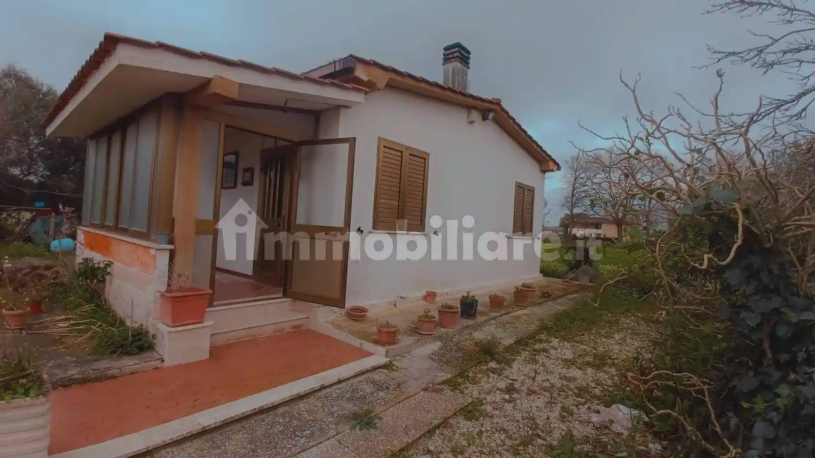 Villa in vendita a Latina