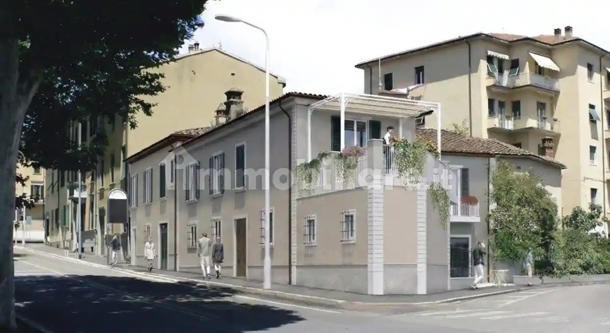 Casa indipendente in vendita a Arezzo