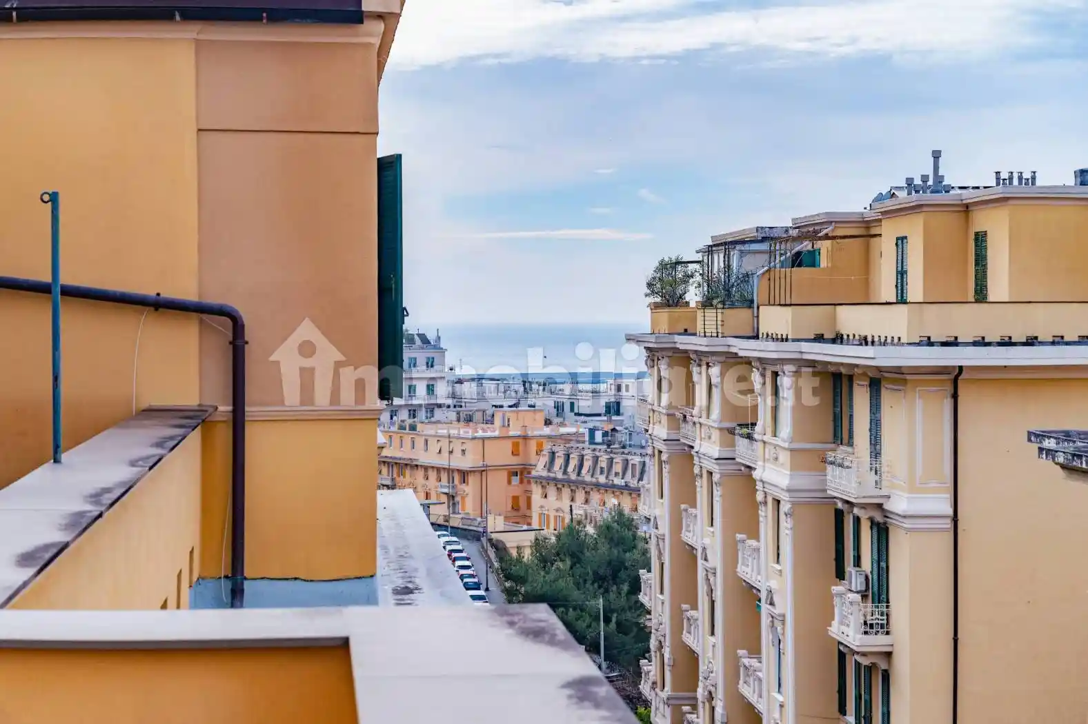 Appartamento in vendita a Genova