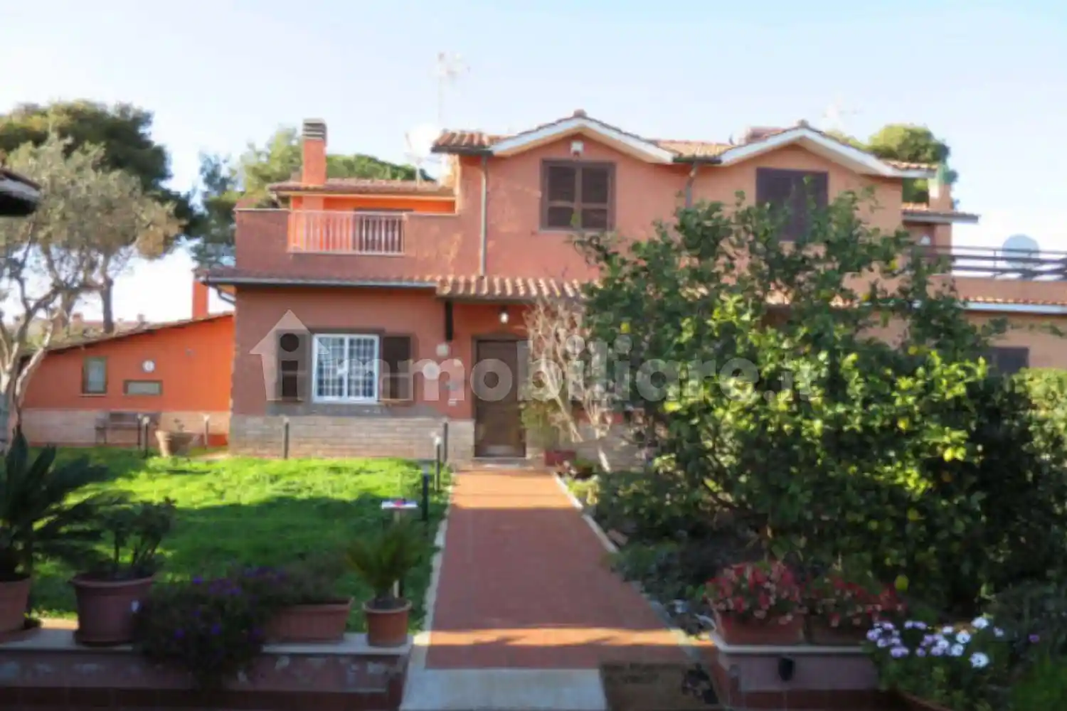 Villa in vendita a Ladispoli