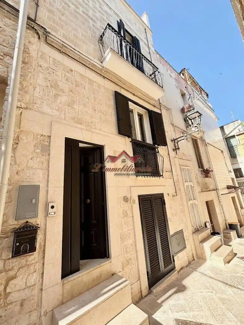 Casa indipendente in vendita a Valenzano