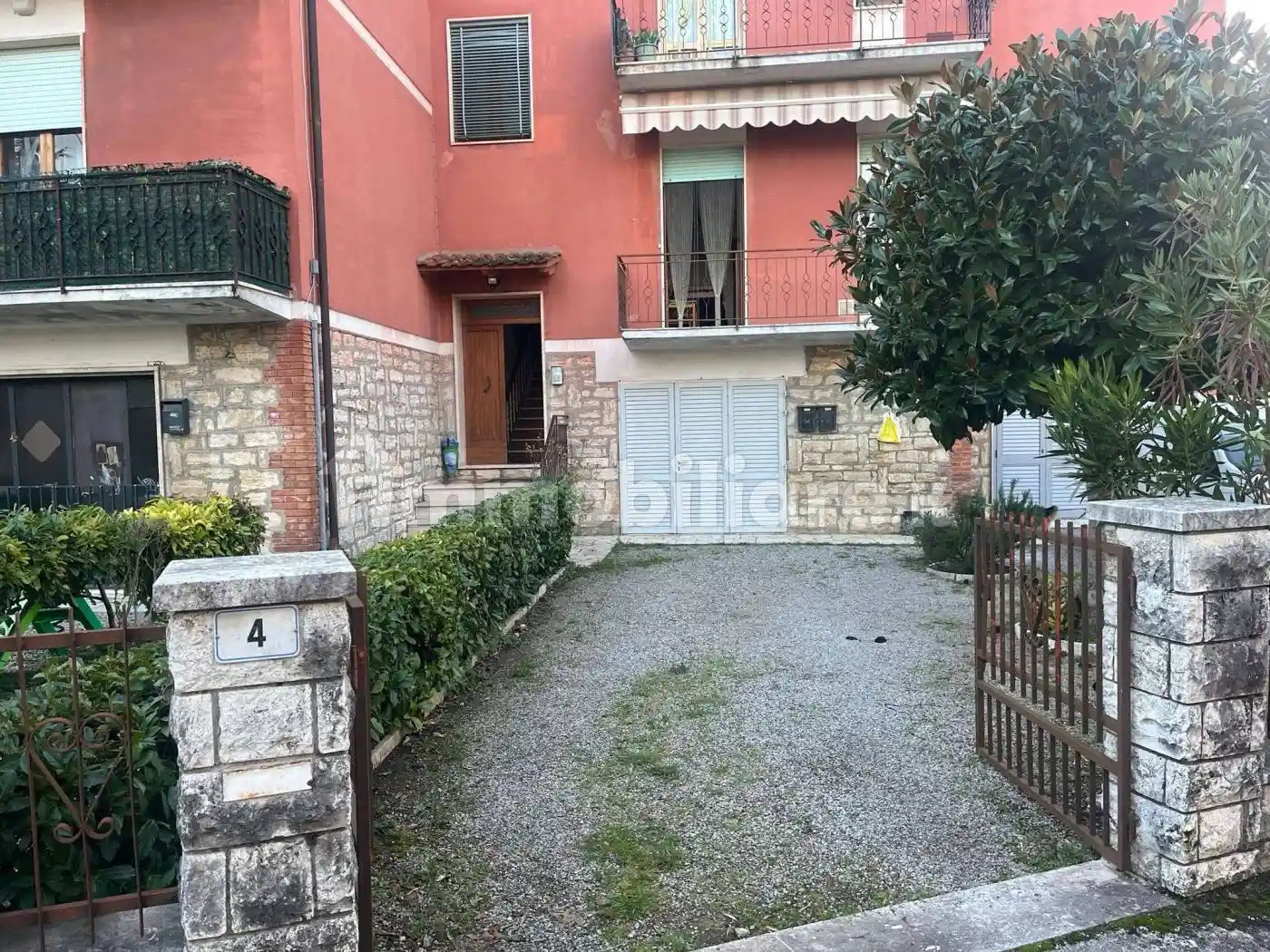 Appartamento in vendita a Asciano