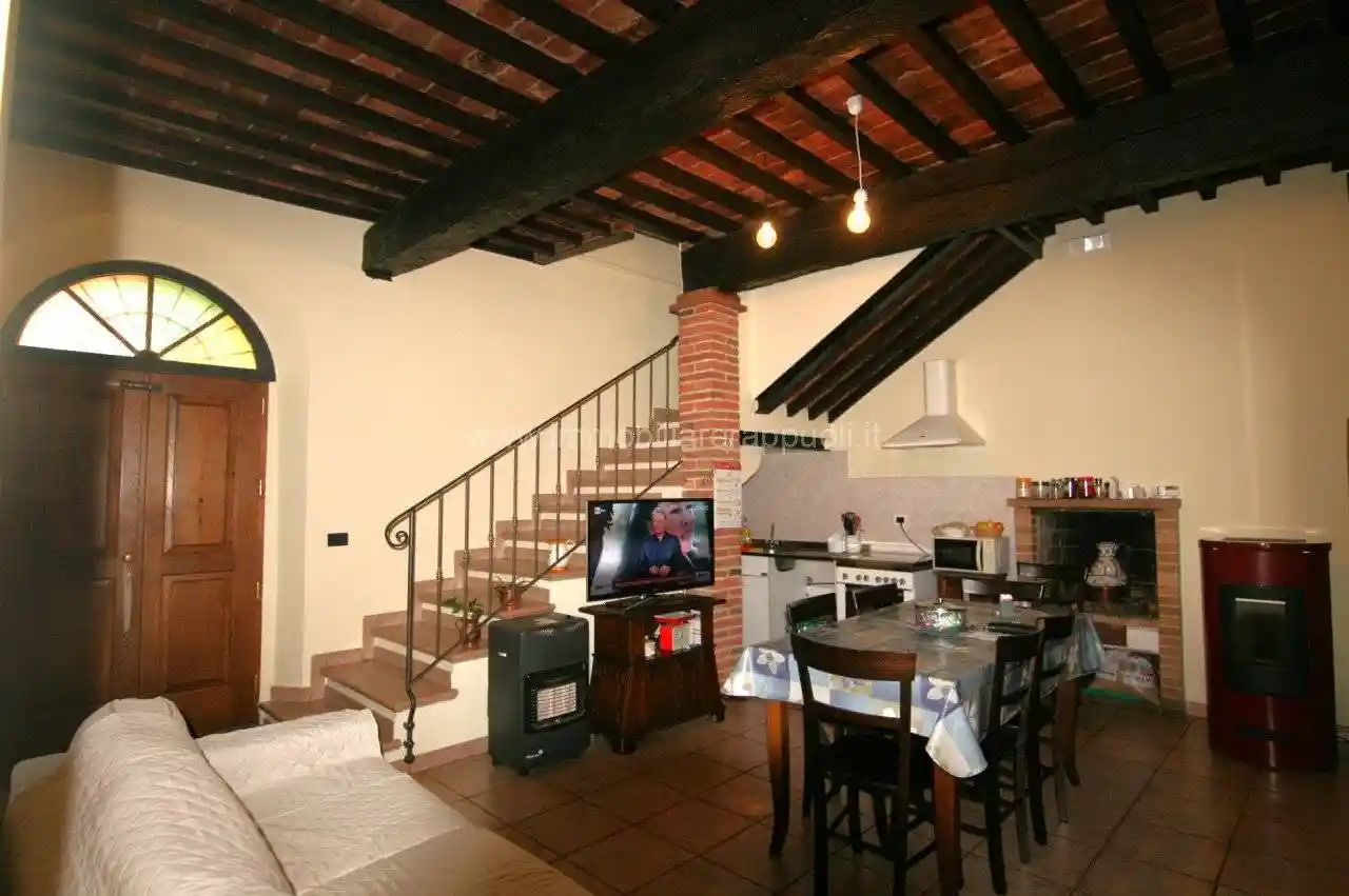 Casa indipendente in vendita a Sinalunga