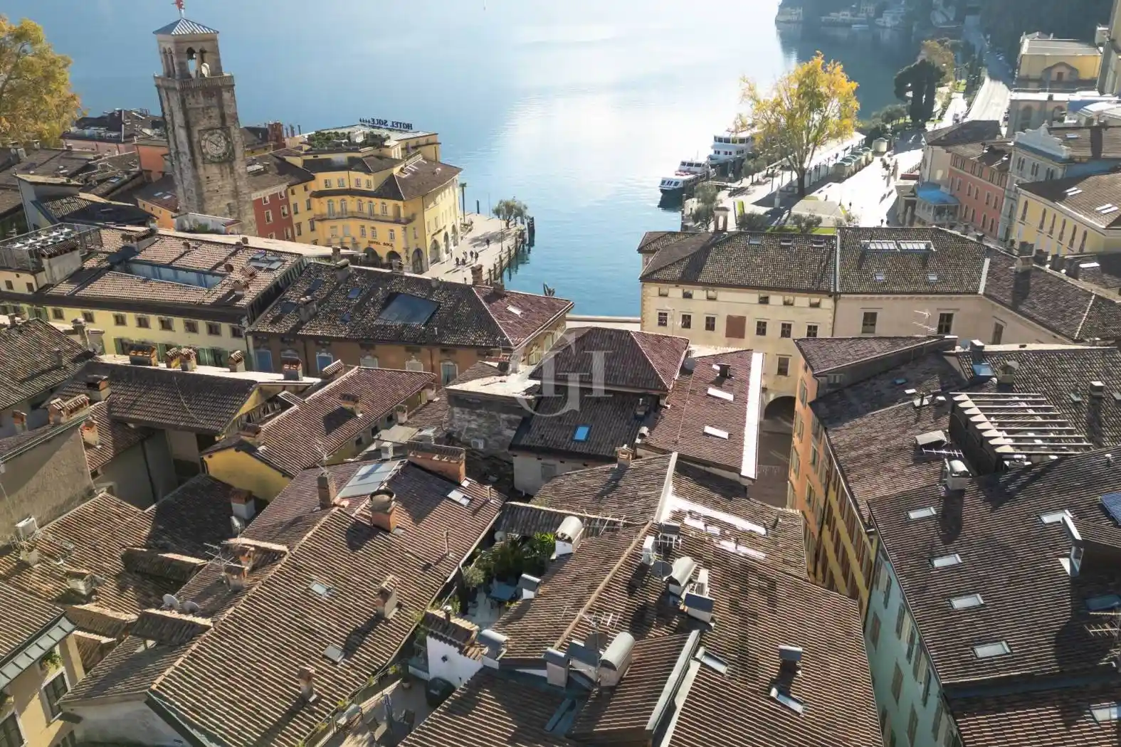 Palazzo - Edificio in vendita a Riva del Garda