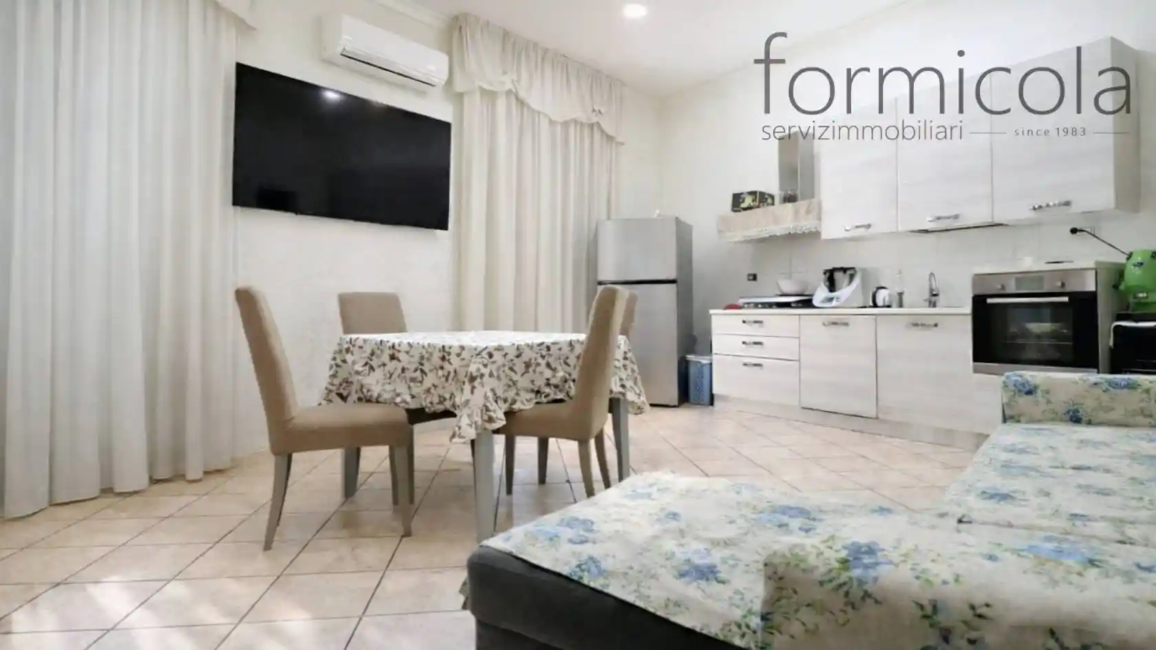 Appartamento in vendita a Napoli