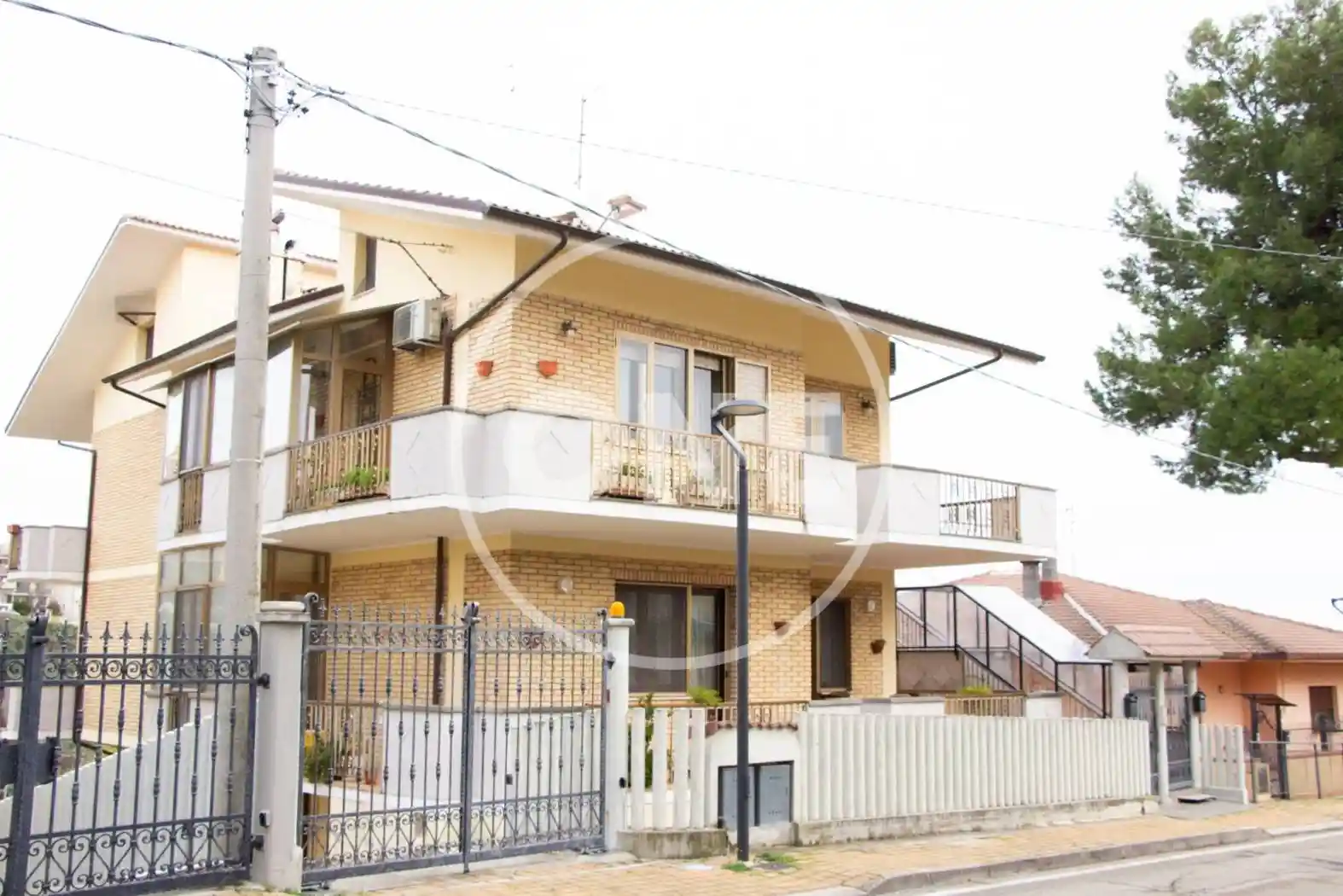 Villa in vendita a Villamagna