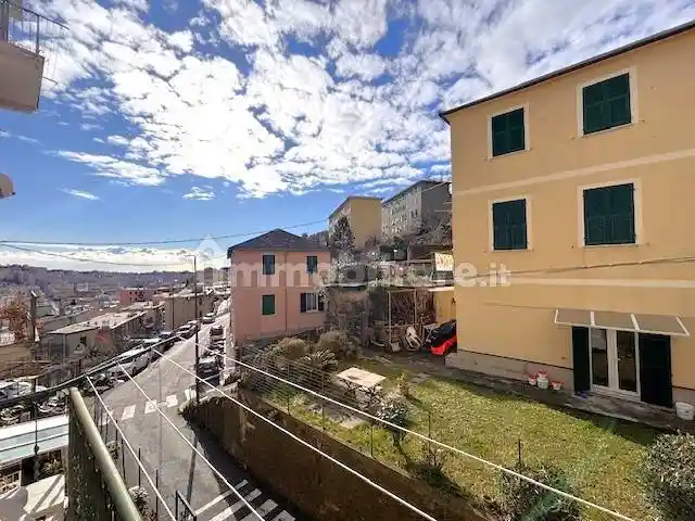 Appartamento in vendita a Genova