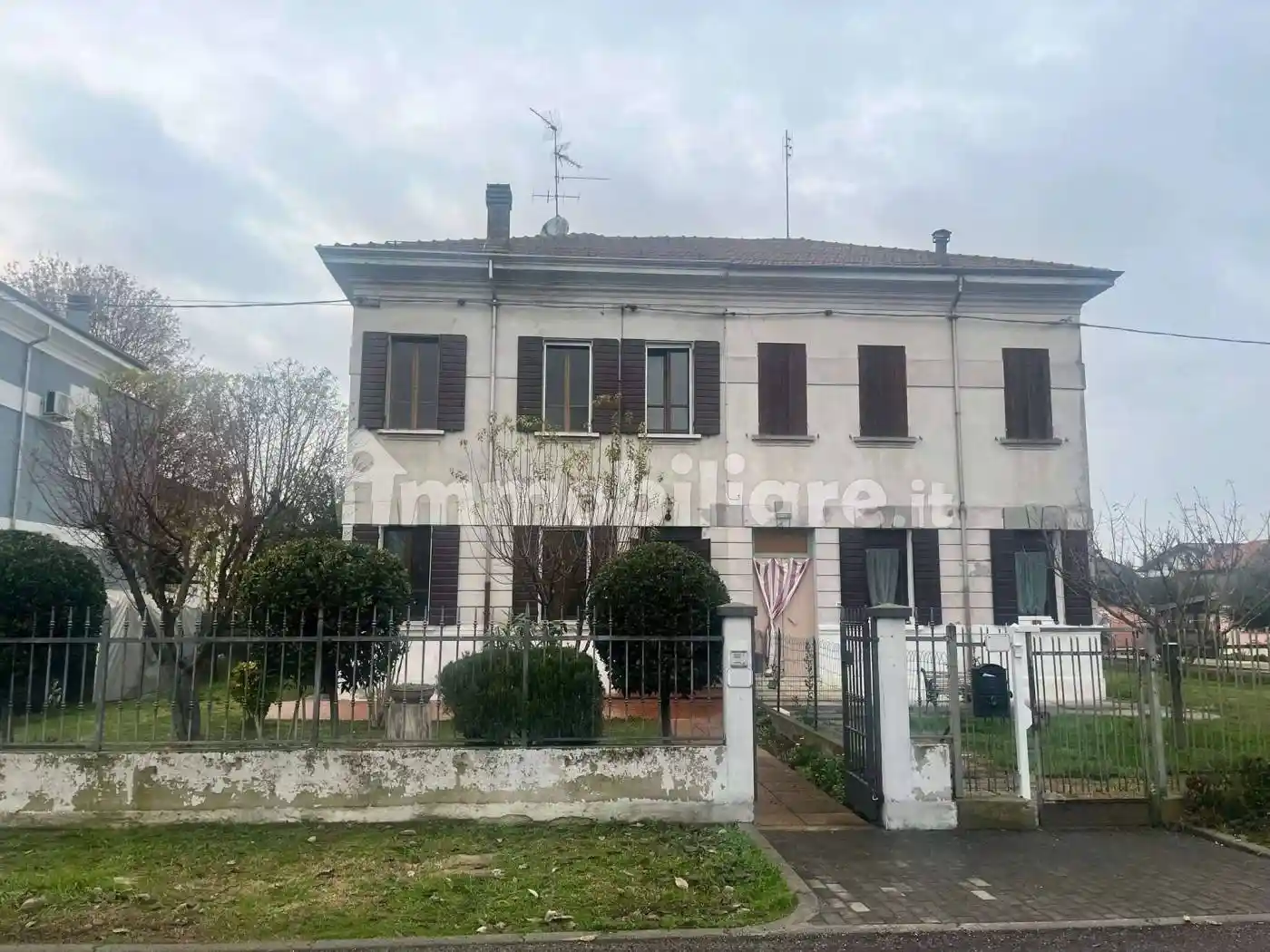 Villa in vendita a Moglia