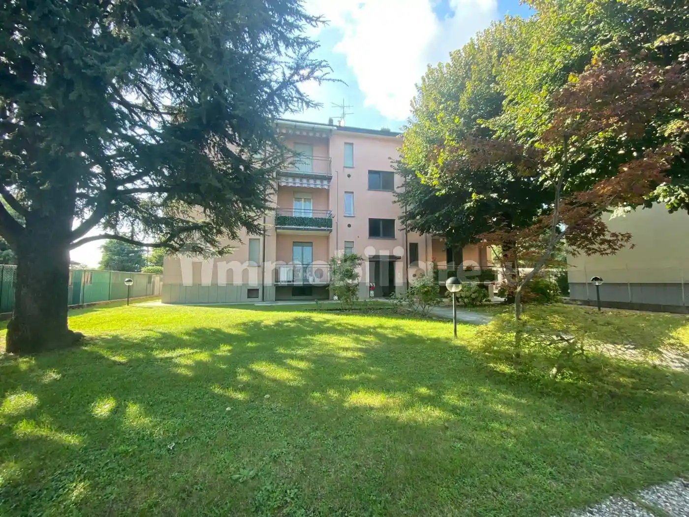 Appartamento in affitto a Villasanta