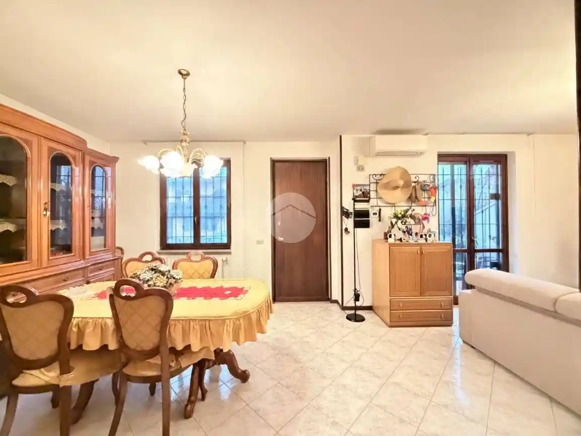 Villa in vendita a Azzano Mella