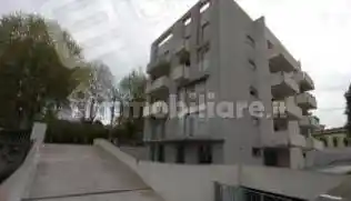 Palazzo - Stabile in vendita a Legnago