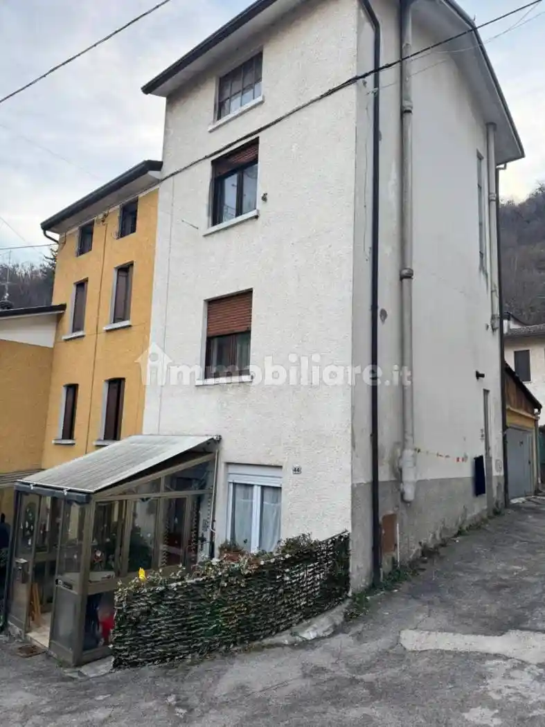 Casa indipendente in vendita a Piovene Rocchette
