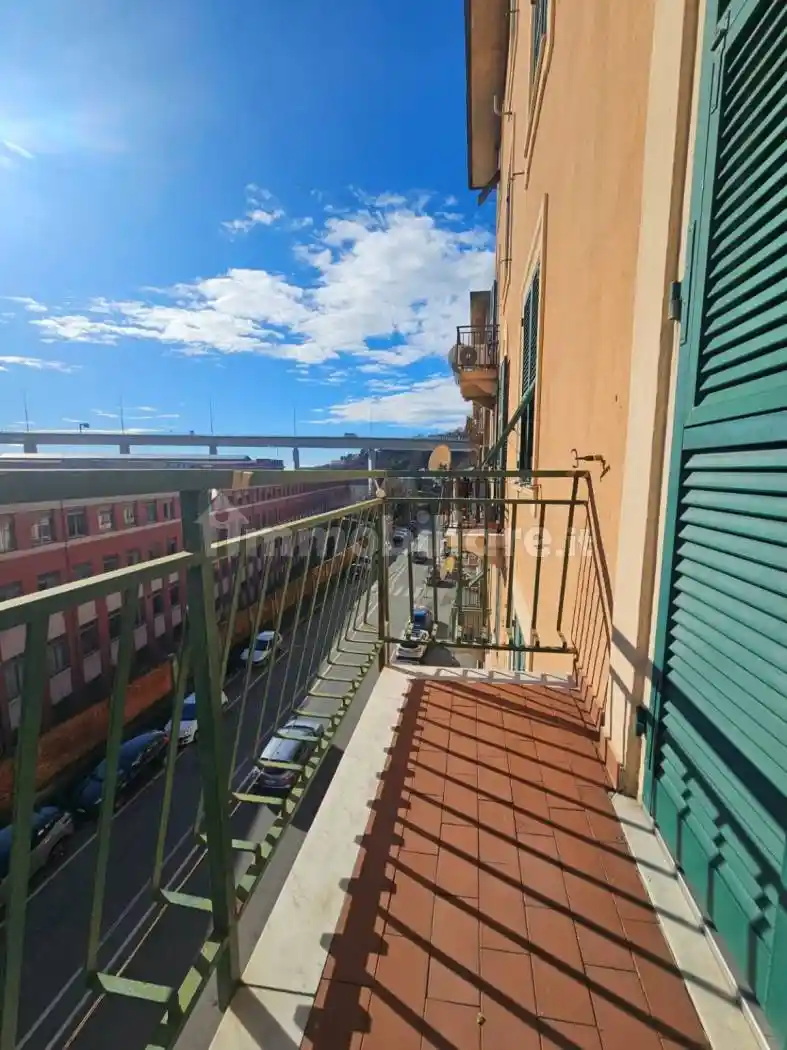 Appartamento in vendita a Genova