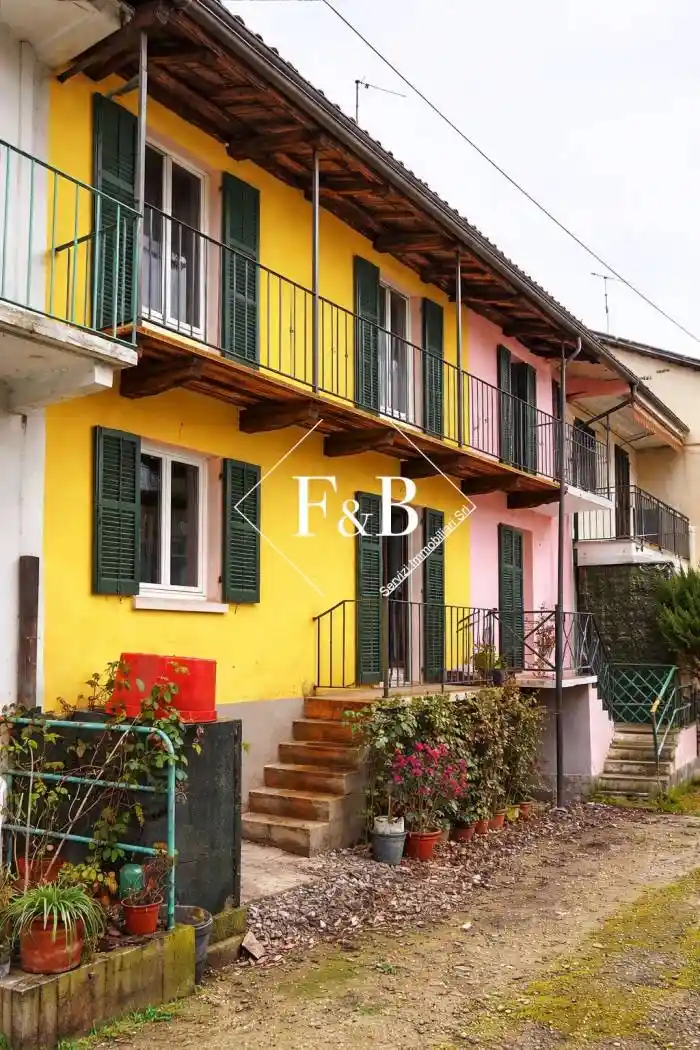 Rustico - Casale in vendita a Rocchetta Tanaro