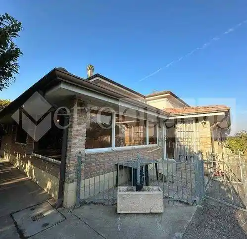 Casa indipendente in vendita a Ostiglia