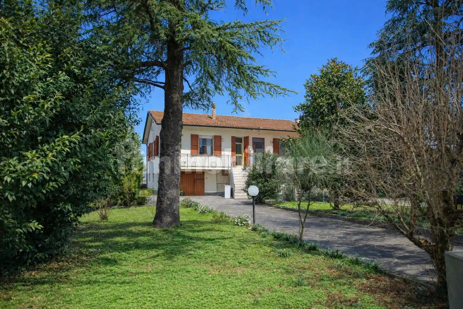 Casa indipendente in vendita a Cesena