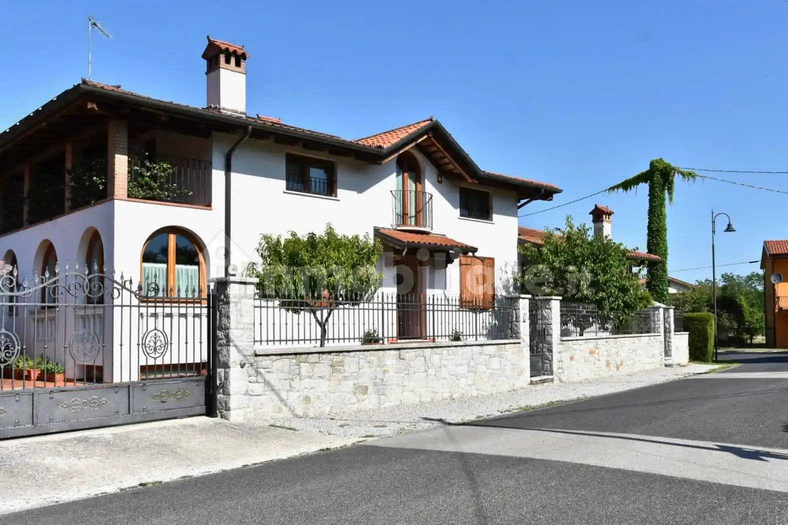 Villa in vendita a Savogna d'Isonzo
