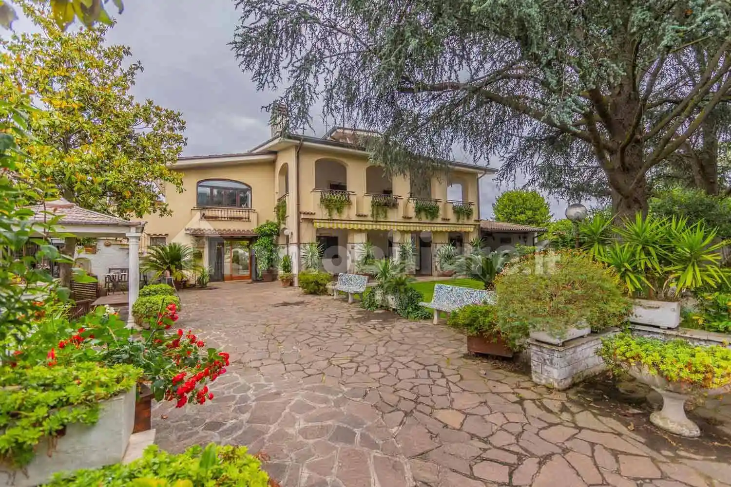 Villa in vendita a Gallicano nel Lazio