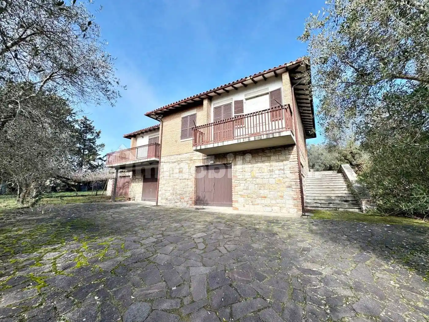 Casa indipendente in vendita a Perugia
