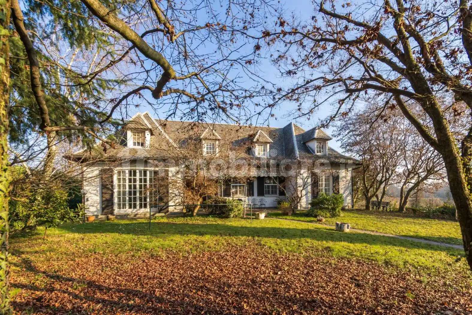 Villa in vendita a Usmate Velate