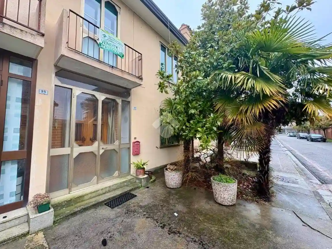 Villetta a schiera - foto 2