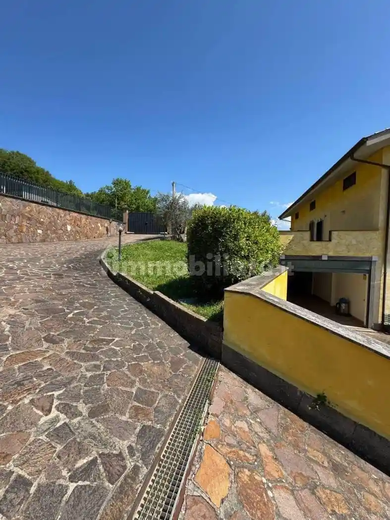 Villa in vendita a Gavignano