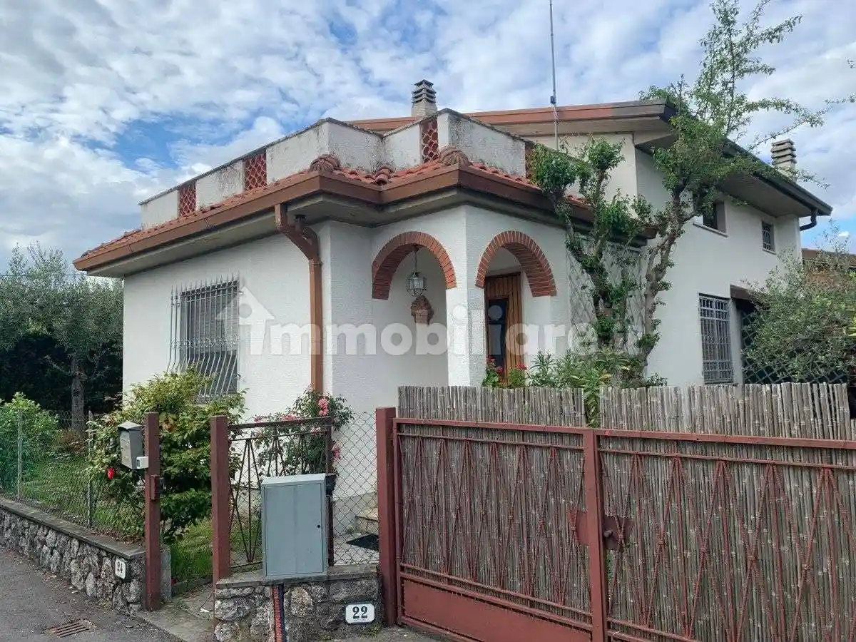 Villa in vendita a Forte dei Marmi