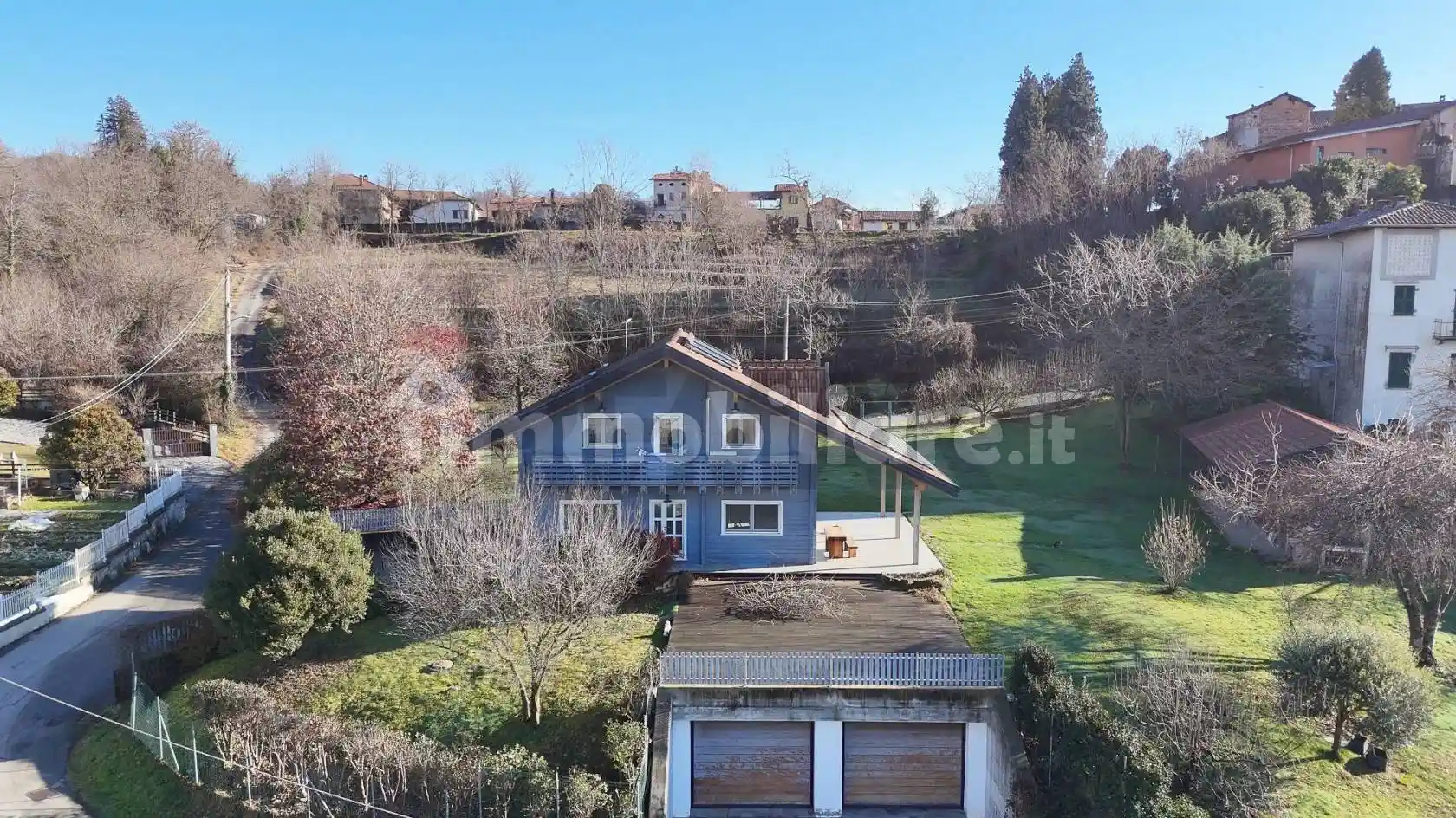 Villa in vendita a Lozzolo