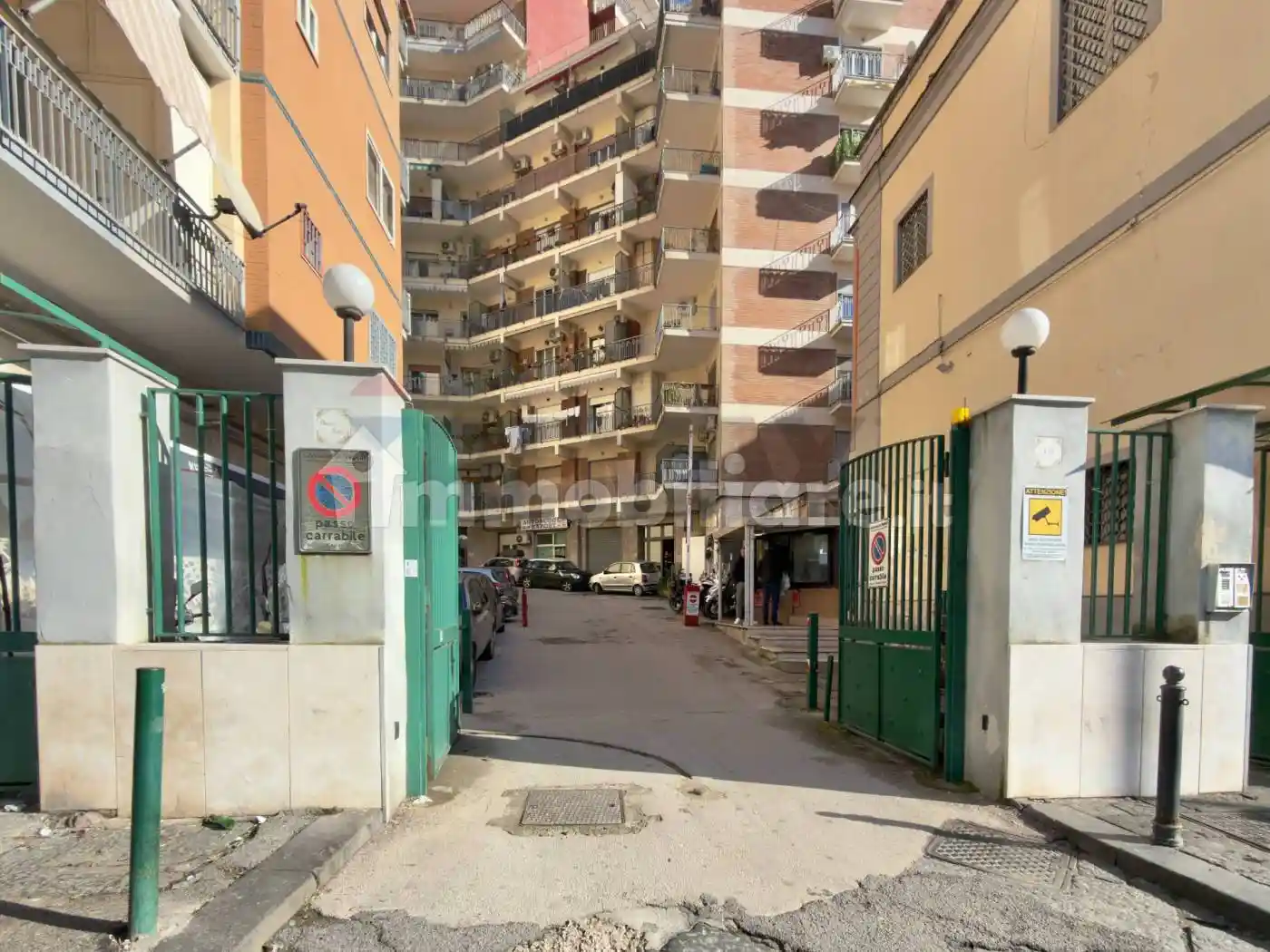 Appartamento in vendita a Napoli