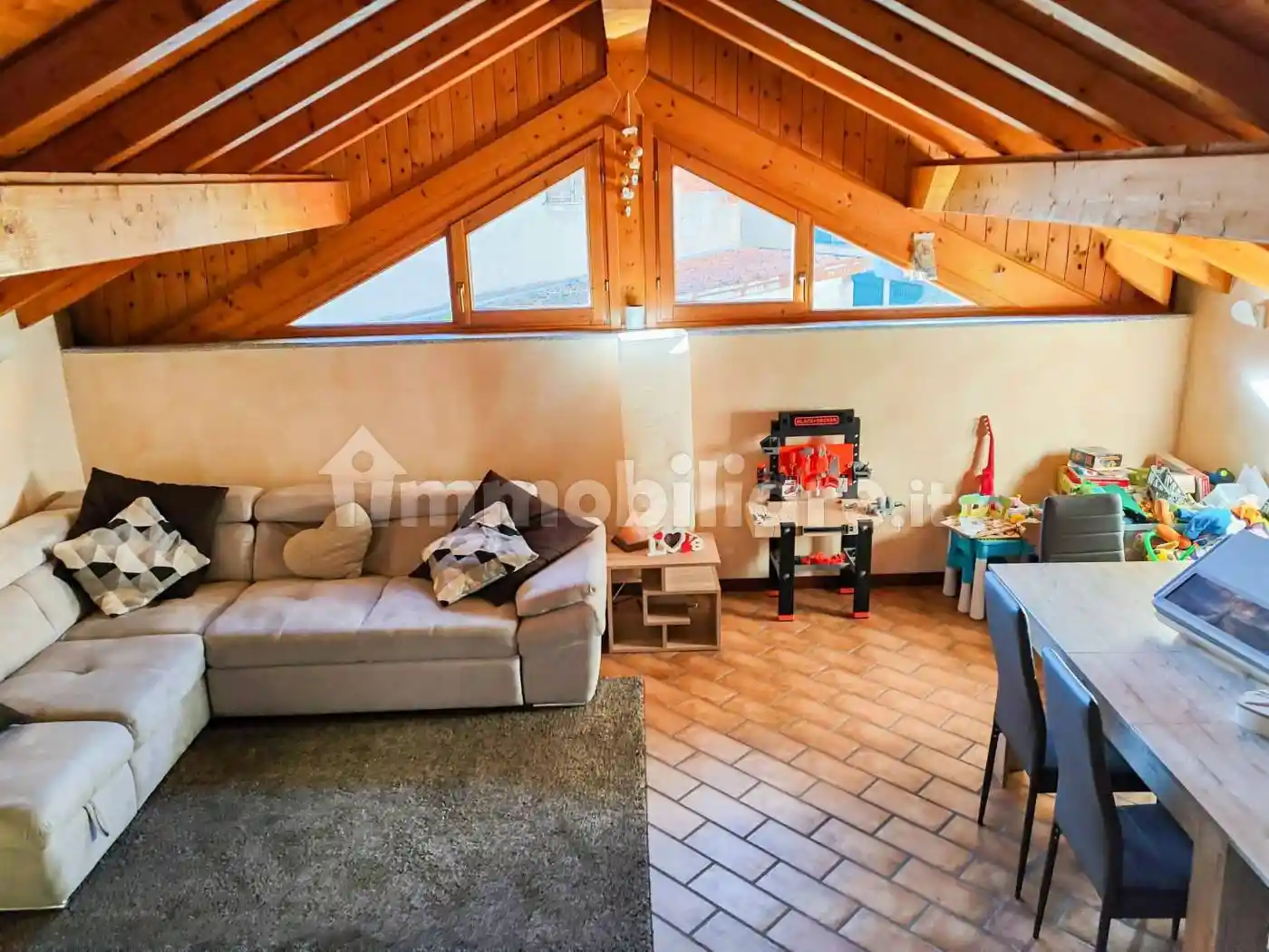 Attico - Mansarda in vendita a Marchirolo